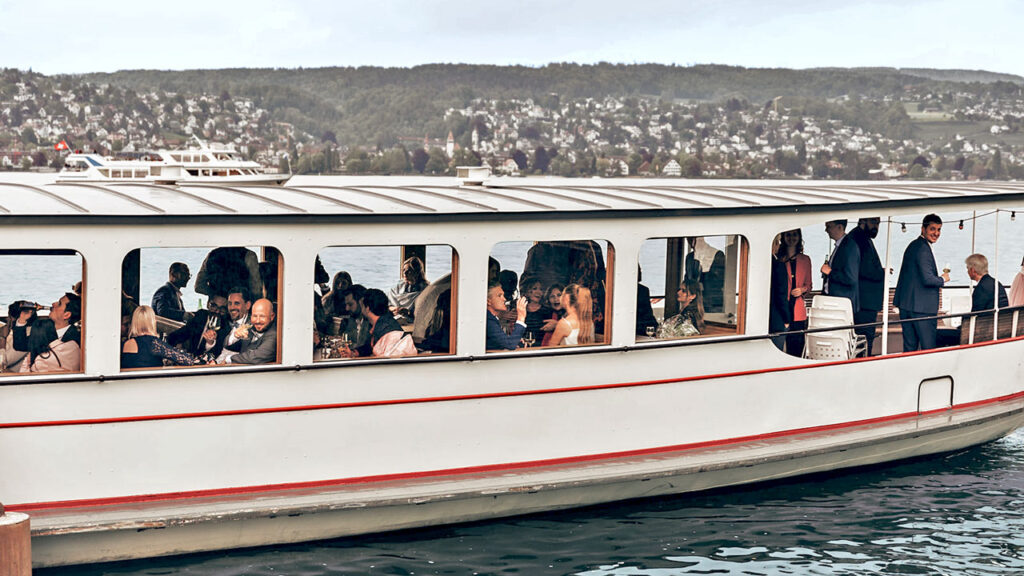 MS Etzel - Das Schiff für Ihren Event auf Zürichsee