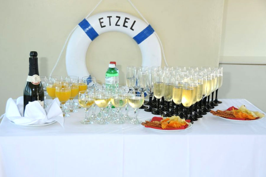 Geburtstags-Apéro im MS Etzel auf dem Zürichsee